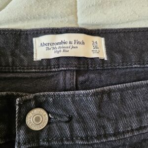 Abercrombie & Fitch Black 90s Relaxed High Rise Jeans